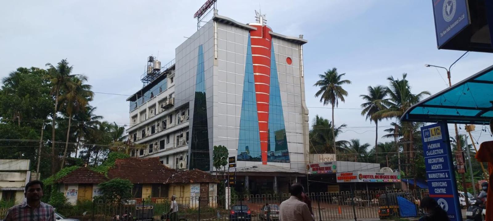 Gee Bee Palace Angamali Exterior foto